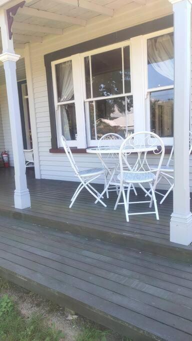The Oaks- A Beautifully Appointed 1890S Villa Featherston Exterior foto